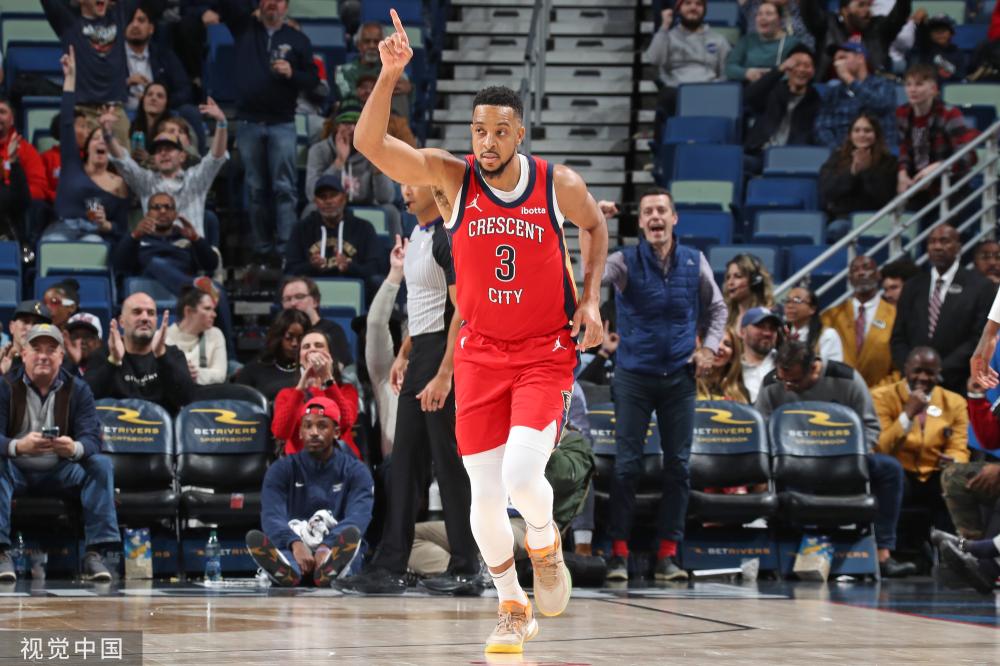 尽管他的职 尽管他的职