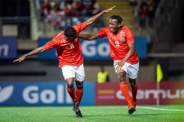 他们都是在 他们都是在